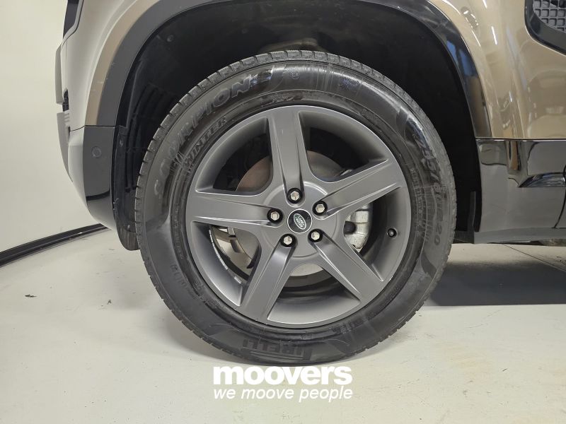 LAND ROVER Defender 110 3.0D I6 250 CV AWD Auto X-Dynamic HSE